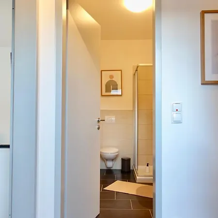 Modernes Studio-apartment Mit Privatem Stellplatz Fuer Bis Zu 4 Personen Nur Wenige Minuten Zur Mosel & Stadt 公寓