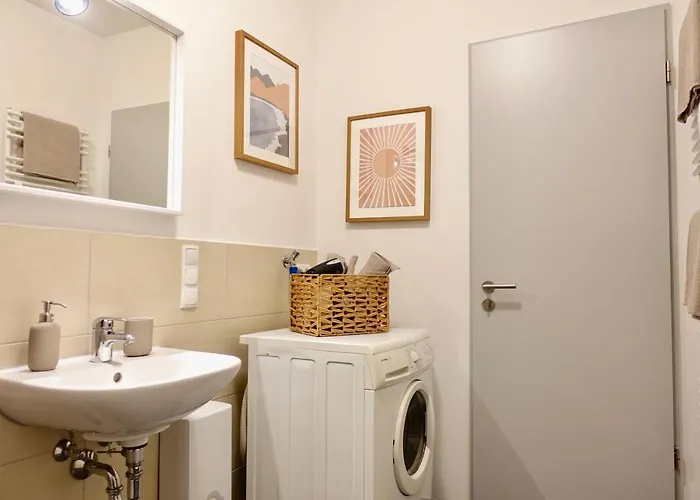 Apartamento Modernes Studio-apartment Mit Privatem Stellplatz Fuer Bis Zu 4 Personen Nur Wenige Minuten Zur Mosel & Stadt