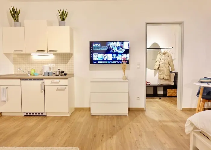 Apartamento Modernes Studio-apartment Mit Privatem Stellplatz Fuer Bis Zu 4 Personen Nur Wenige Minuten Zur Mosel & Stadt *