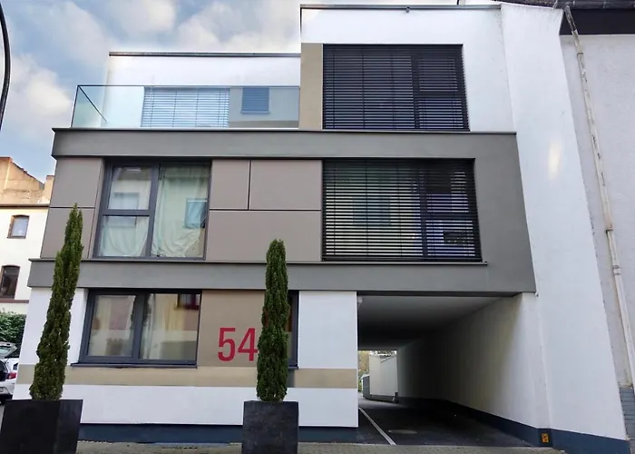 Apartamento Modernes Studio-apartment Mit Privatem Stellplatz Fuer Bis Zu 4 Personen Nur Wenige Minuten Zur Mosel & Stadt *